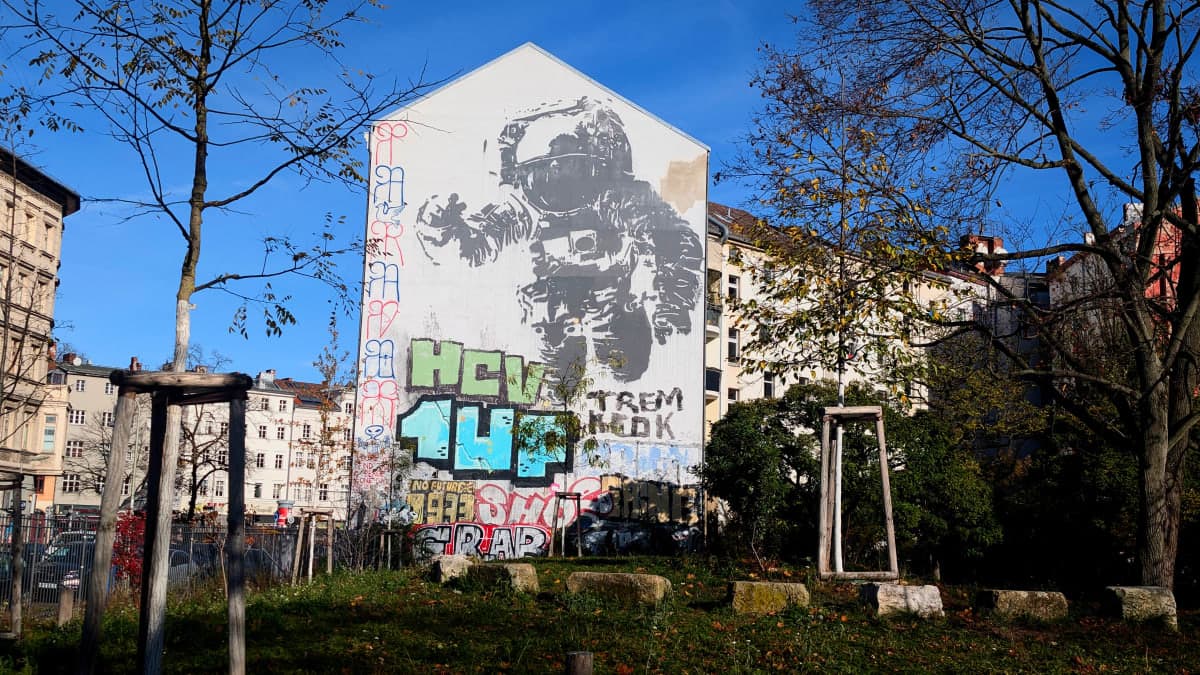 Astronaut Cosmonaut - Victor Ash